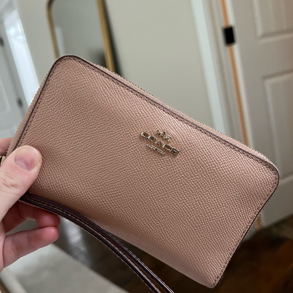 Coach wallet/clutch pink/nude